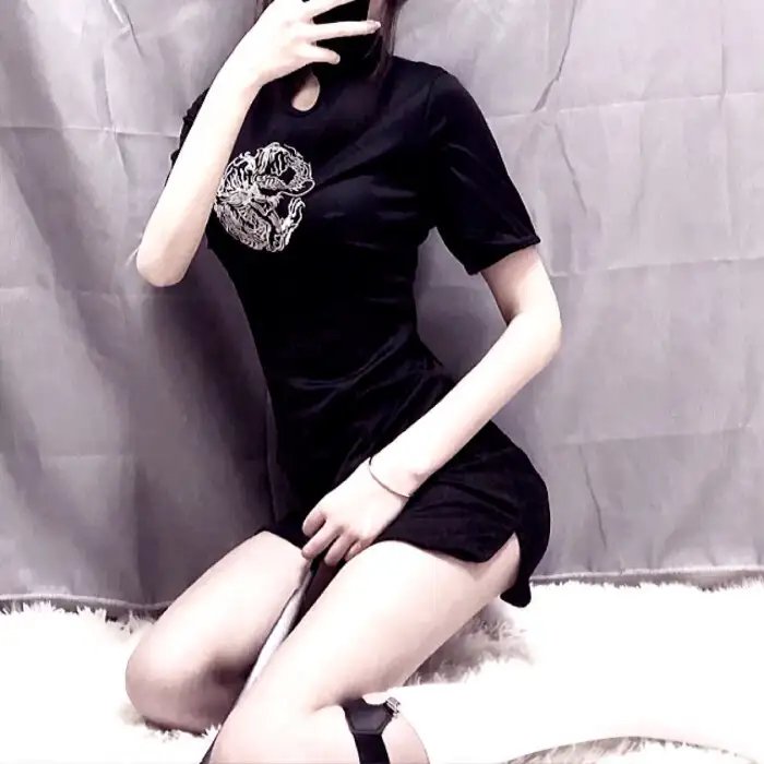 宝剑红颜